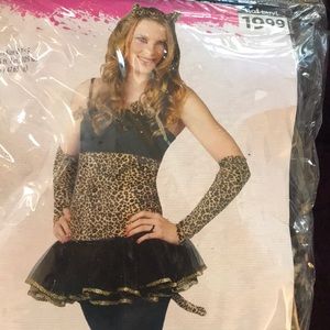 Teen costume fun world 🌎